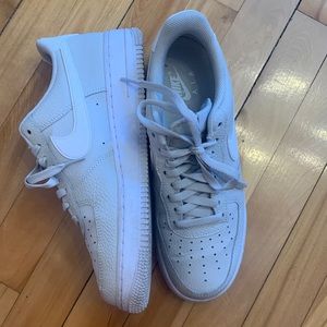 Nike Air Force 1- light grey, perfect condition